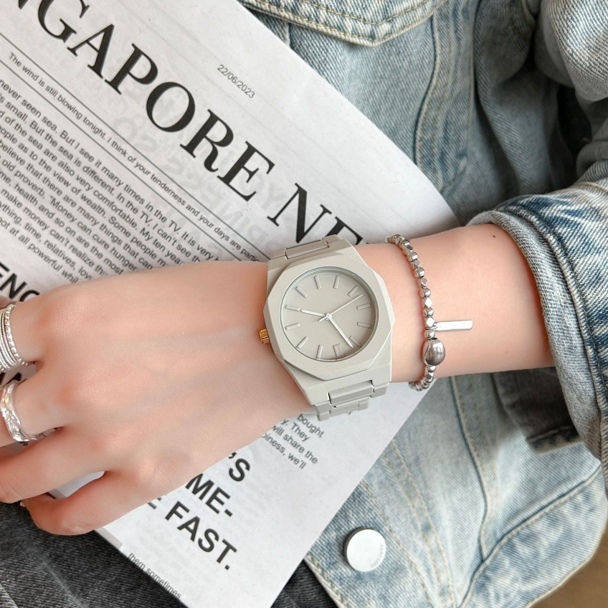 X-GEQCK 8102 Quartz Watch