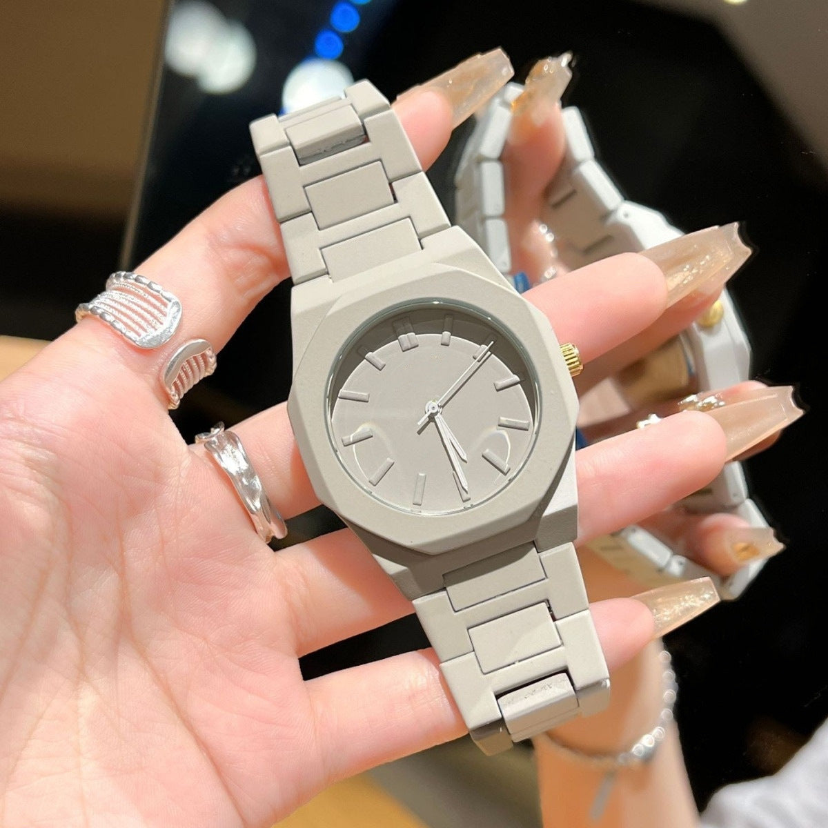 X-GEQCK 8102 Quartz Watch