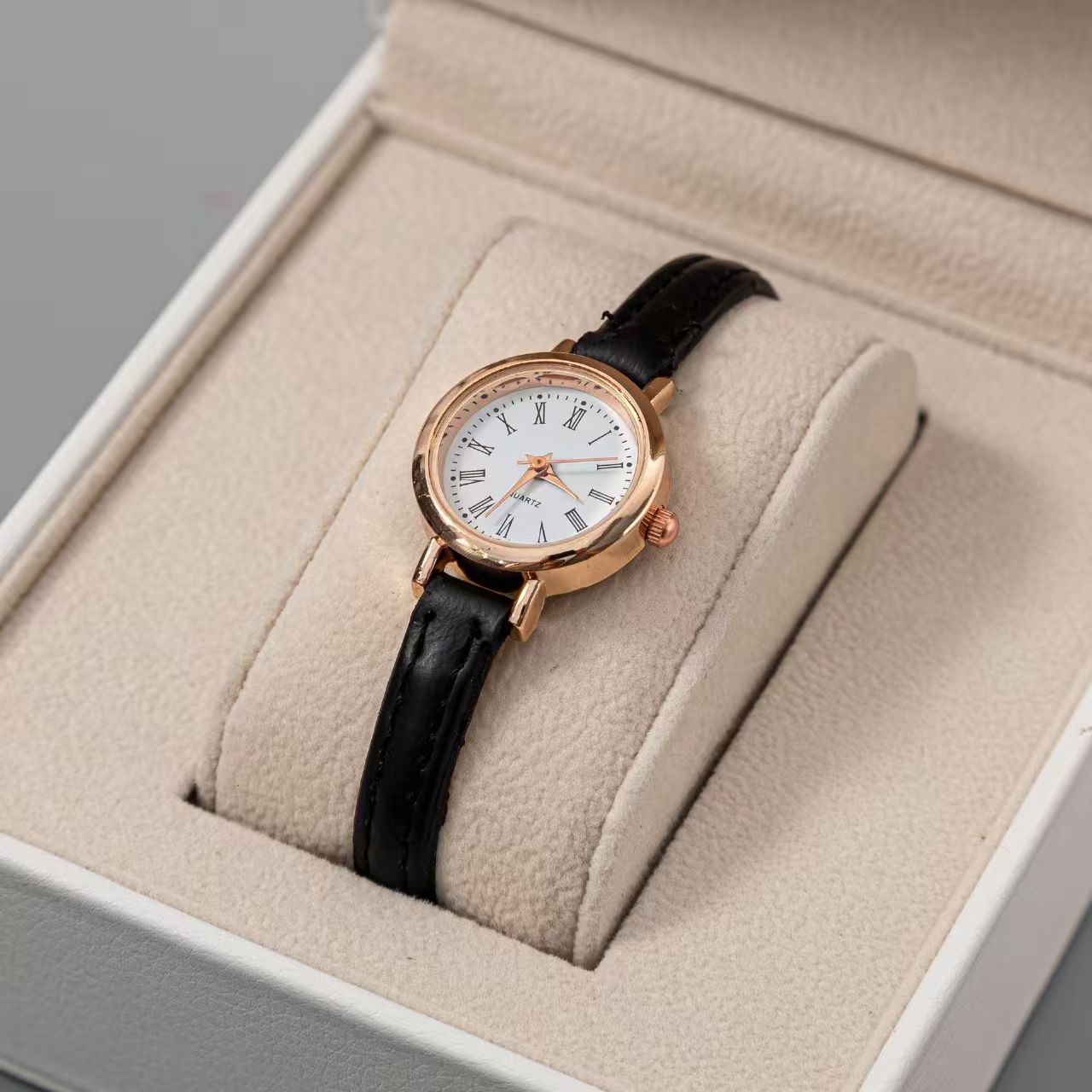 omniwatches 3370 Quartz Watch