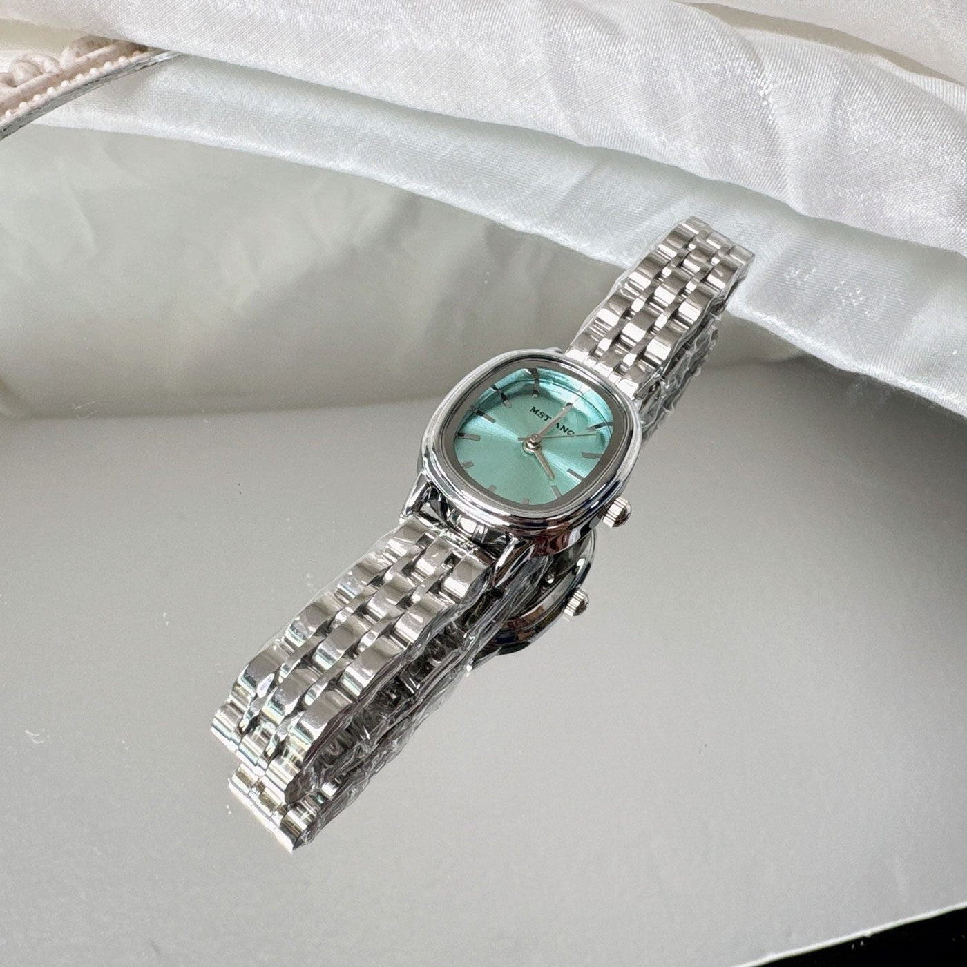 MSTIANQ 1120 Quartz Watch