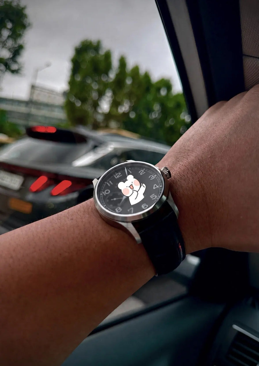 Watch photo shared by e***e