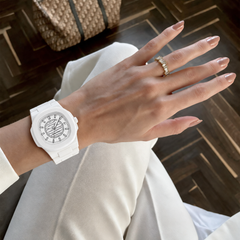 Technautic Delulu Waves Ceramic Quartz Watch 38.5mm – wearing or detail view