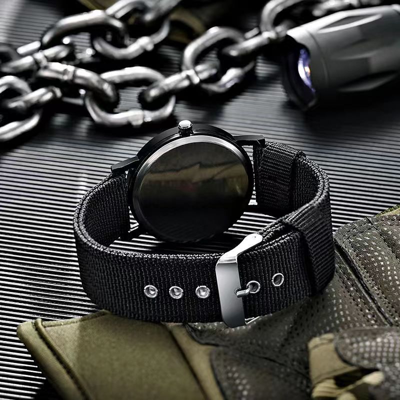 omniwatches 6895 Quartz Watch